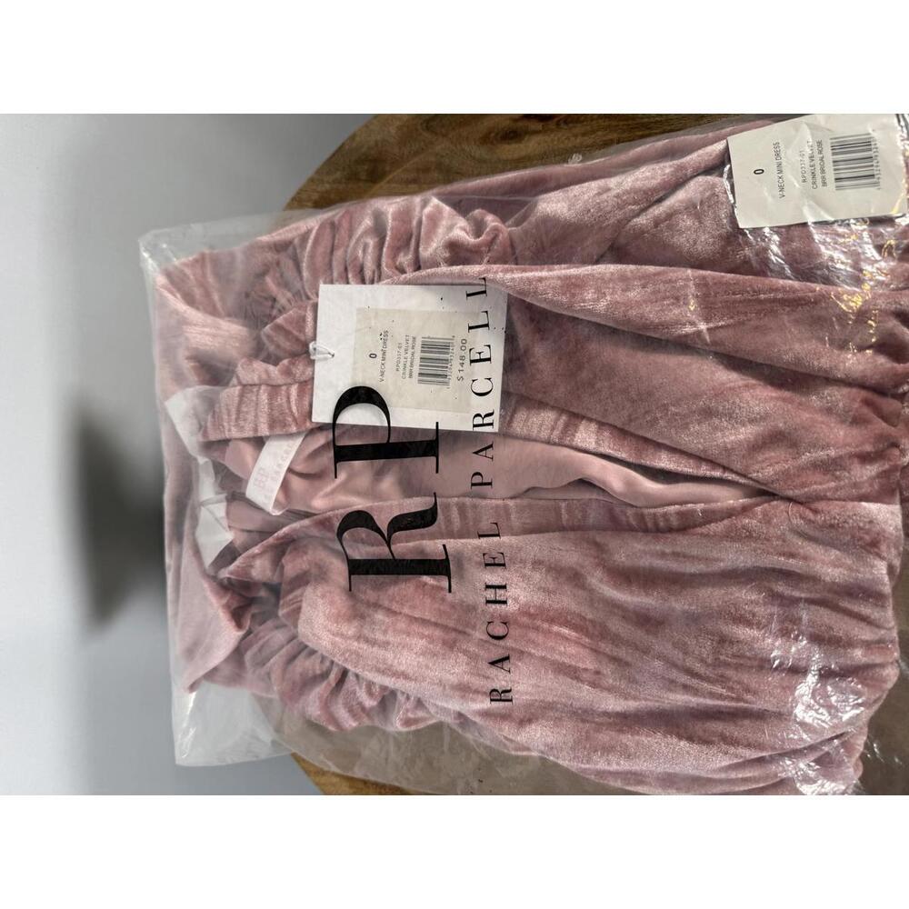 NWT Rachel Parcell Crinkle Velvet V-Neck Mini Dress Bridal Rose Pink Size 0 - Picture 4 of 6